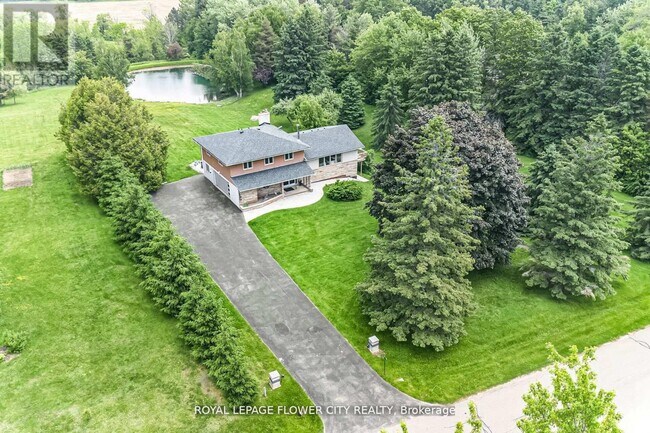 5 Glenn Ct in Caledon, ON - Building Photo - Building Photo