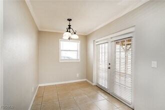 9083 Henry Rd in Ft. Myers, FL - Building Photo - Building Photo