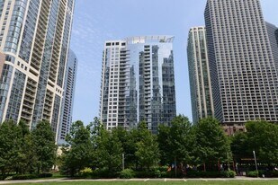 201 N Westshore Dr, Unit 2607 in Chicago, IL - Building Photo