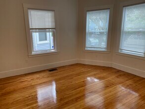 37 Brook St in Brookline, MA - Building Photo - Building Photo