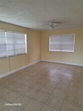 710 NW 77th Way in Pembroke Pines, FL - Building Photo - Building Photo
