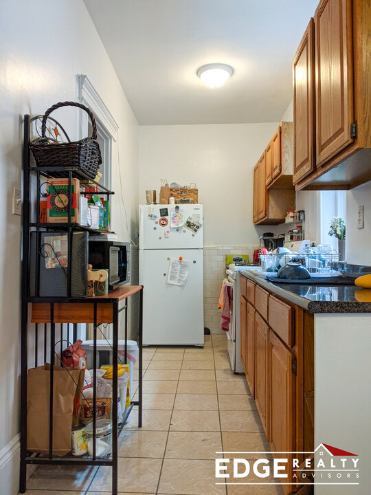 16 Fuller St, Unit 4 in Brookline, MA - Foto de edificio