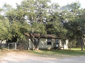 1103 Lipan Trail in Austin, TX - Building Photo - Building Photo