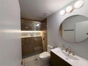 14617 SW 167th Terrace in Miami, FL - Foto de edificio - Building Photo