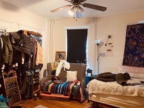 14 Elder St-Unit -# 1 in Boston, MA - Building Photo - Building Photo