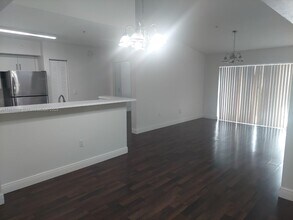 4520 NW 107th Ave in Doral, FL - Building Photo - Building Photo