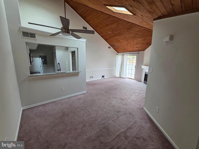 30 Brookside Ct in Horsham, PA - Building Photo - Building Photo