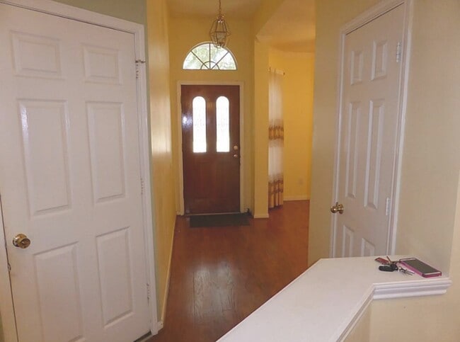 property at 12530 Meadowglen Dr