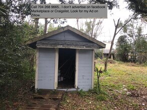 1933 Moss St in Wilmington, NC - Foto de edificio - Building Photo