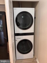 8611 Beekman Pl in Alexandria, VA - Foto de edificio - Building Photo