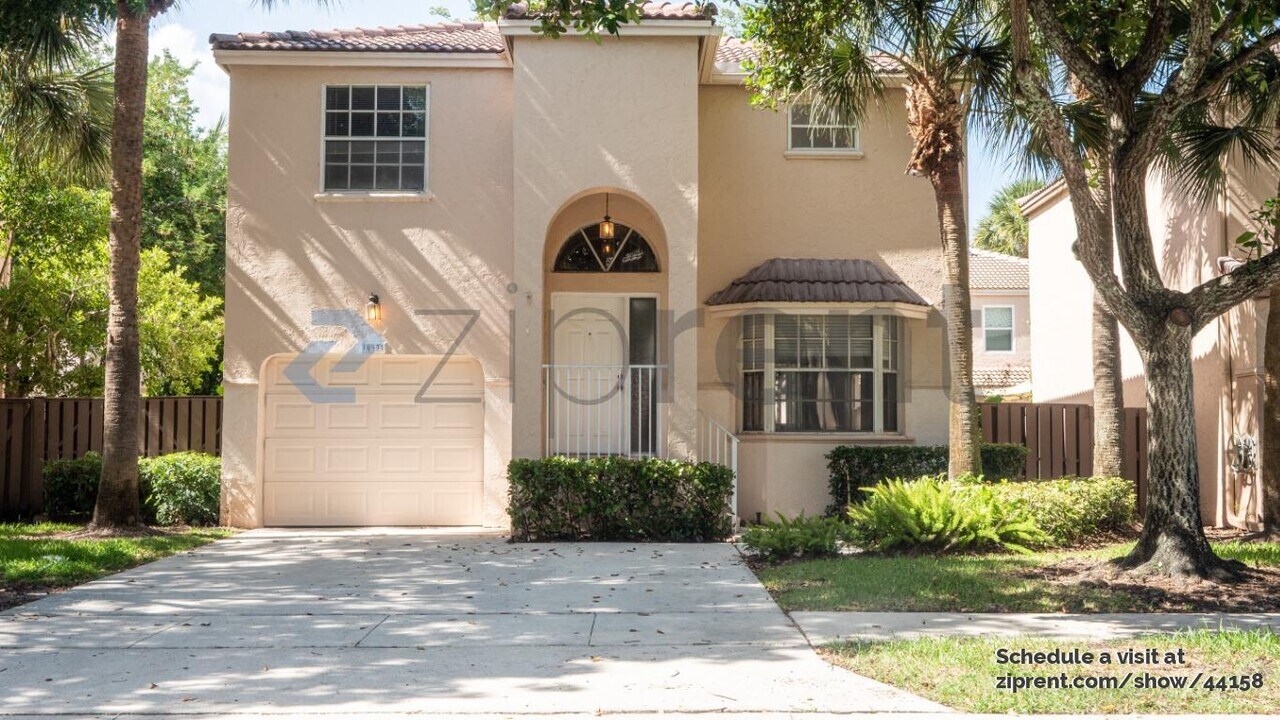 10931 NW 12th Pl in Plantation, FL - Building Photo