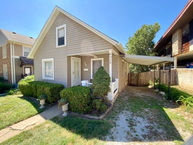 property at 4528 Jefferson St