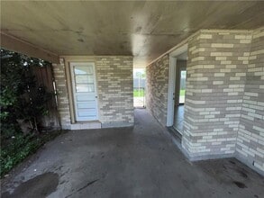 2500 Campagna Dr in Chalmette, LA - Building Photo - Building Photo