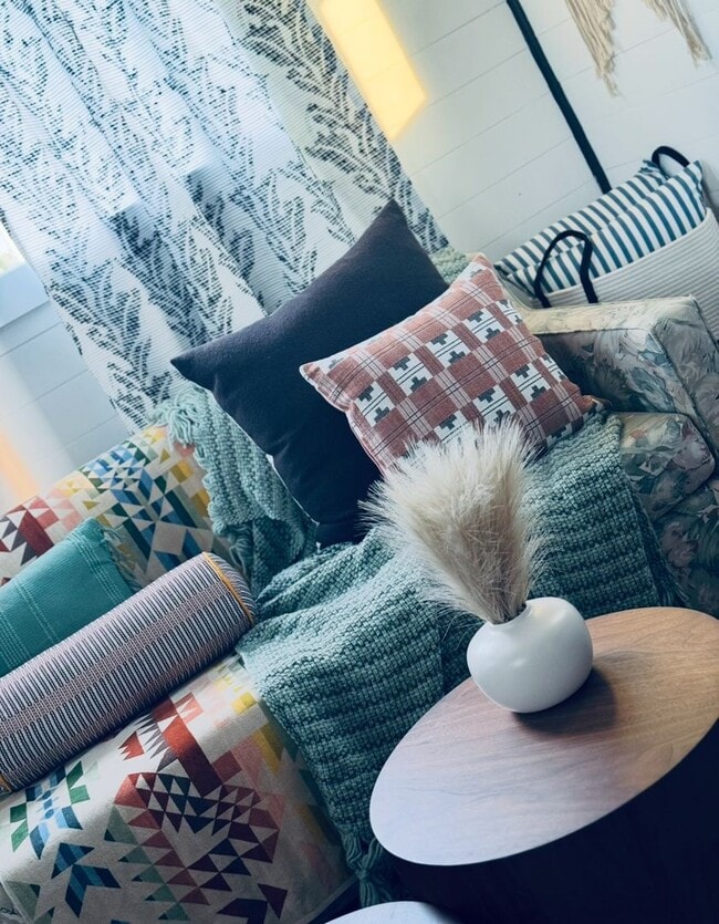 property at 6 Co Rd 384