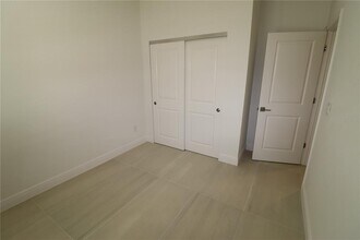307 Lomond Dr in Port Charlotte, FL - Building Photo - Building Photo