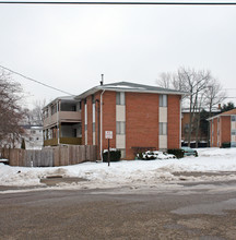 Dominion Townhomes in Akron, OH - Building Photo - Building Photo