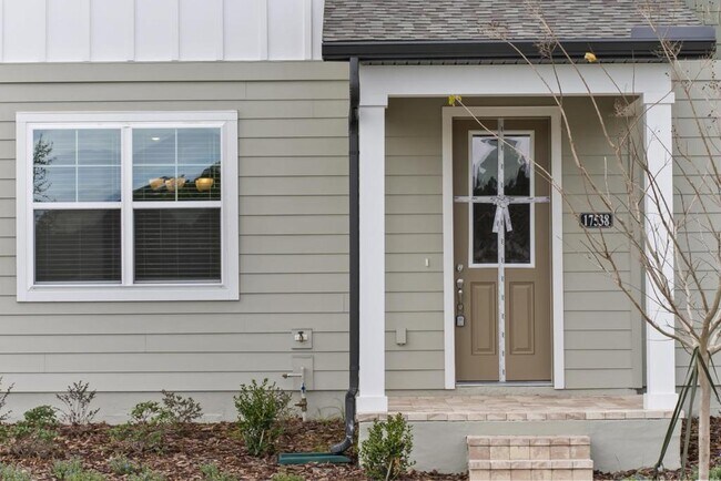 property at 17538 Northlake Grv Dr