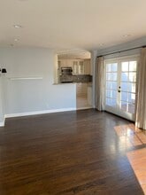 1344 Grandview Ave in Glendale, CA - Building Photo - Building Photo