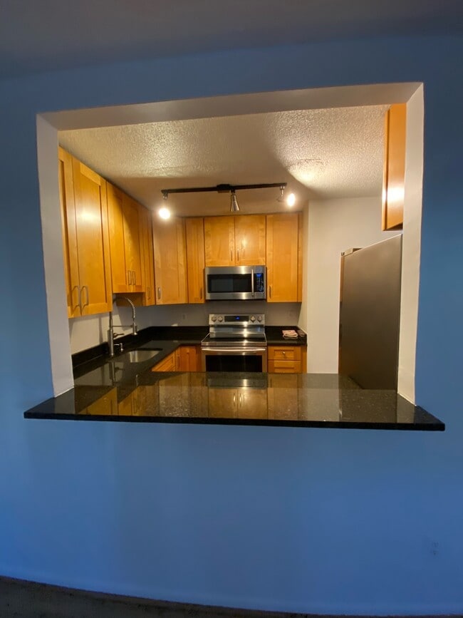 9594 Inverary Ct in Lorton, VA - Building Photo - Building Photo