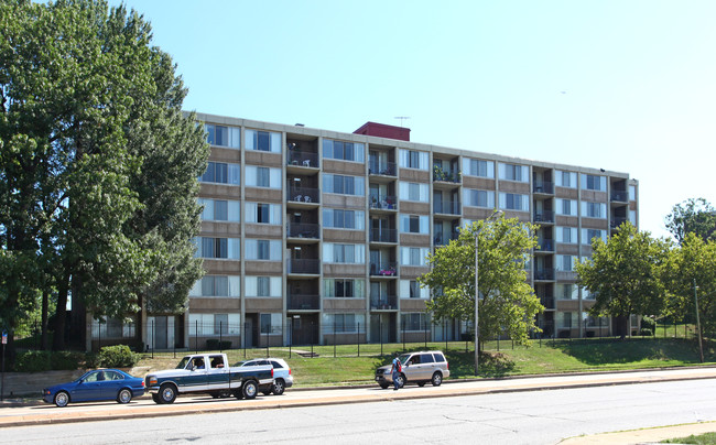 Wellesley House in Baltimore, MD - Building Photo - Building Photo