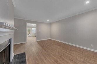 290 Westland Way SW in Marietta, GA - Building Photo - Building Photo