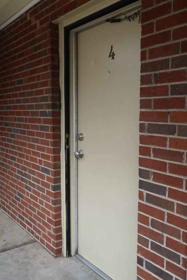 1800 Terrace Ave in Knoxville, TN - Foto de edificio - Building Photo