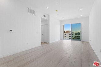 1650 Sawtelle Blvd in Los Angeles, CA - Building Photo - Building Photo