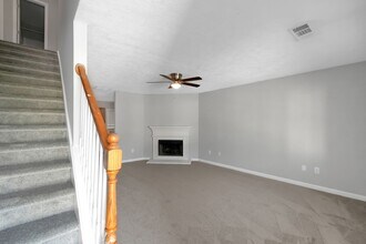 7037 Ravenwood Ln in Stonecrest, GA - Building Photo - Building Photo