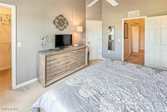 property at 1080 Hampton Cir