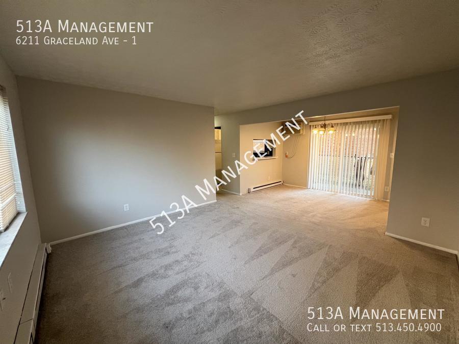 6211 Graceland Ave, Unit 1 in Cincinnati, OH - Building Photo