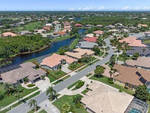 706 Palmer Way in Melbourne, FL - Building Photo - Building Photo