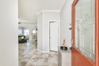 1822 Don Alejandro in Houston, TX - Building Photo - Building Photo