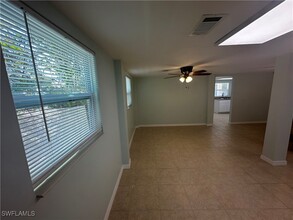 5394 Palmetto St in Fort Myers Beach, FL - Building Photo - Building Photo