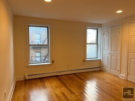 WEST BROADWAY, Unit 3FL in New York, NY - Building Photo