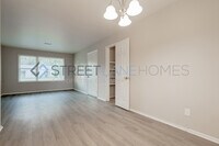 1112 Cornish St NE photo'