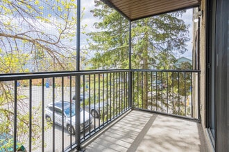 Falconcrest Village in Calgary, AB - Building Photo - Interior Photo