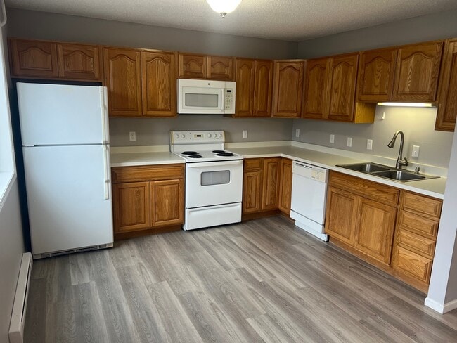 615 11th Street Southwest in Pine City, MN - Building Photo - Building Photo