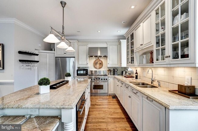 2243 40th St NW in Washington, DC - Building Photo - Building Photo