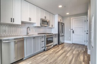 32 Oakland Ave in Jersey City, NJ - Building Photo