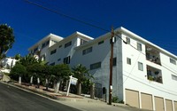 674 W 27th St in San Pedro, CA - Foto de edificio - Building Photo