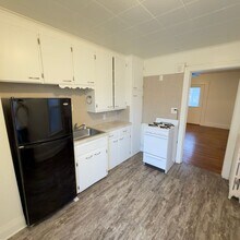 641 Parkwood St NE in Grand Rapids, MI - Building Photo - Building Photo