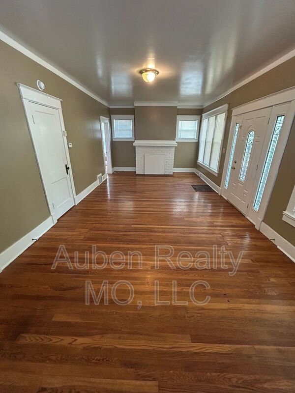 5319 Charlotte St in Kansas City, MO - Building Photo - Building Photo