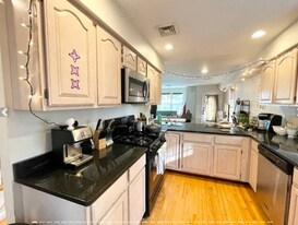 6 Harleston St, Unit T in Boston, MA - Building Photo
