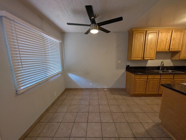 1852 N Wilton Pl, Unit 5 in Los Angeles, CA - Foto de edificio - Building Photo