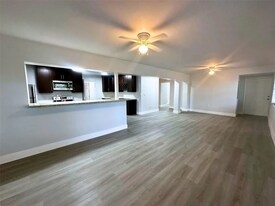 1390 Riverland Rd, Unit 1 in Fort Lauderdale, FL - Building Photo