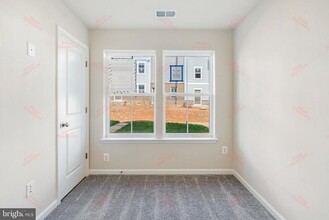 44 Brookfield Mews in Ranson, WV - Building Photo - Building Photo