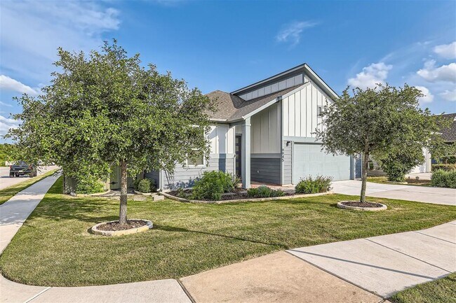 9945 Comely Bnd in Manor, TX - Building Photo - Building Photo