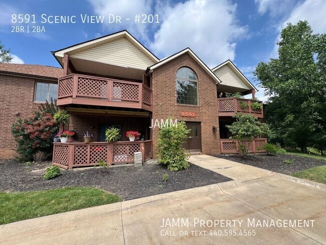 8591 Scenicview Dr in Broadview Heights, OH - Building Photo - Building Photo