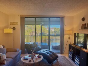 3050 NW 42nd Ave in Coconut Creek, FL - Building Photo - Building Photo