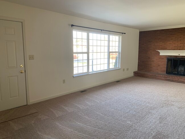 67 Brightwood Dr in Hagerstown, MD - Foto de edificio - Building Photo